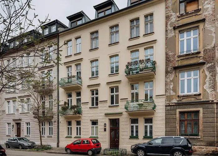 Pinata - Orzeszkowej 8