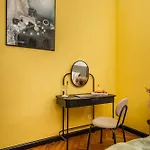 Pinata - Orzeszkowej 8 Apartman